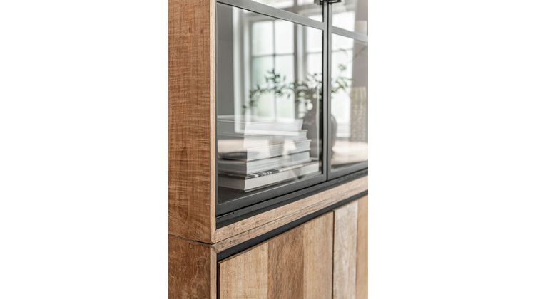 DTP Home Metropole Vitrinekast