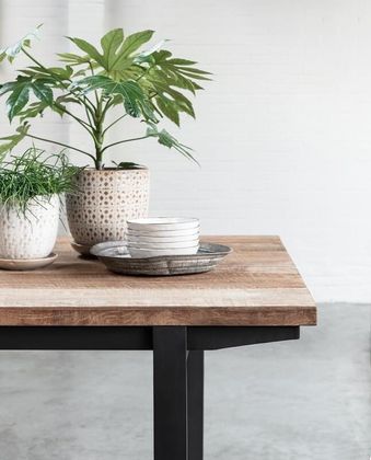 DTP Home Odeon Eettafel