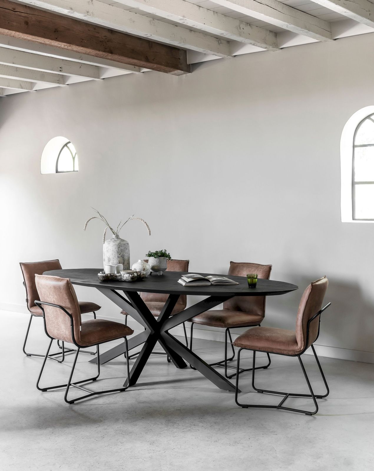 DTP Home Shape Ovaal Eettafel