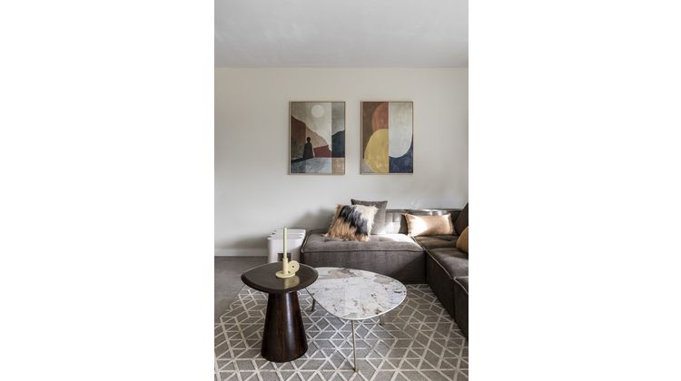 Dyyk Pepp M Salontafel