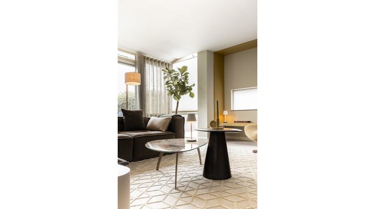 Dyyk Pepp M Salontafel