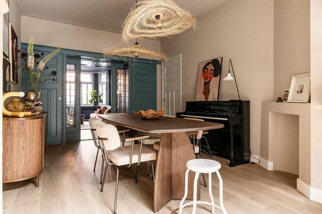 Dyyk Tom Armstoel
