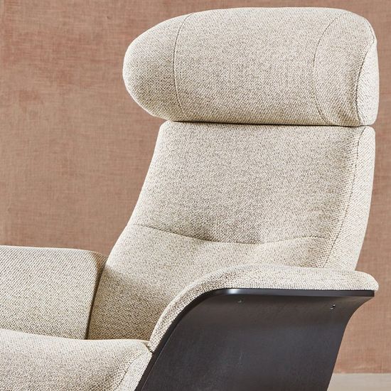 Eijerkamp Collectie Time-Out Beige Relaxfauteuil + Hocker