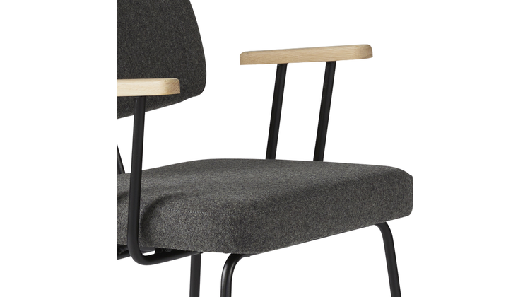 Eijerkamp Collectie Tom Onderstel Zwart Armstoel