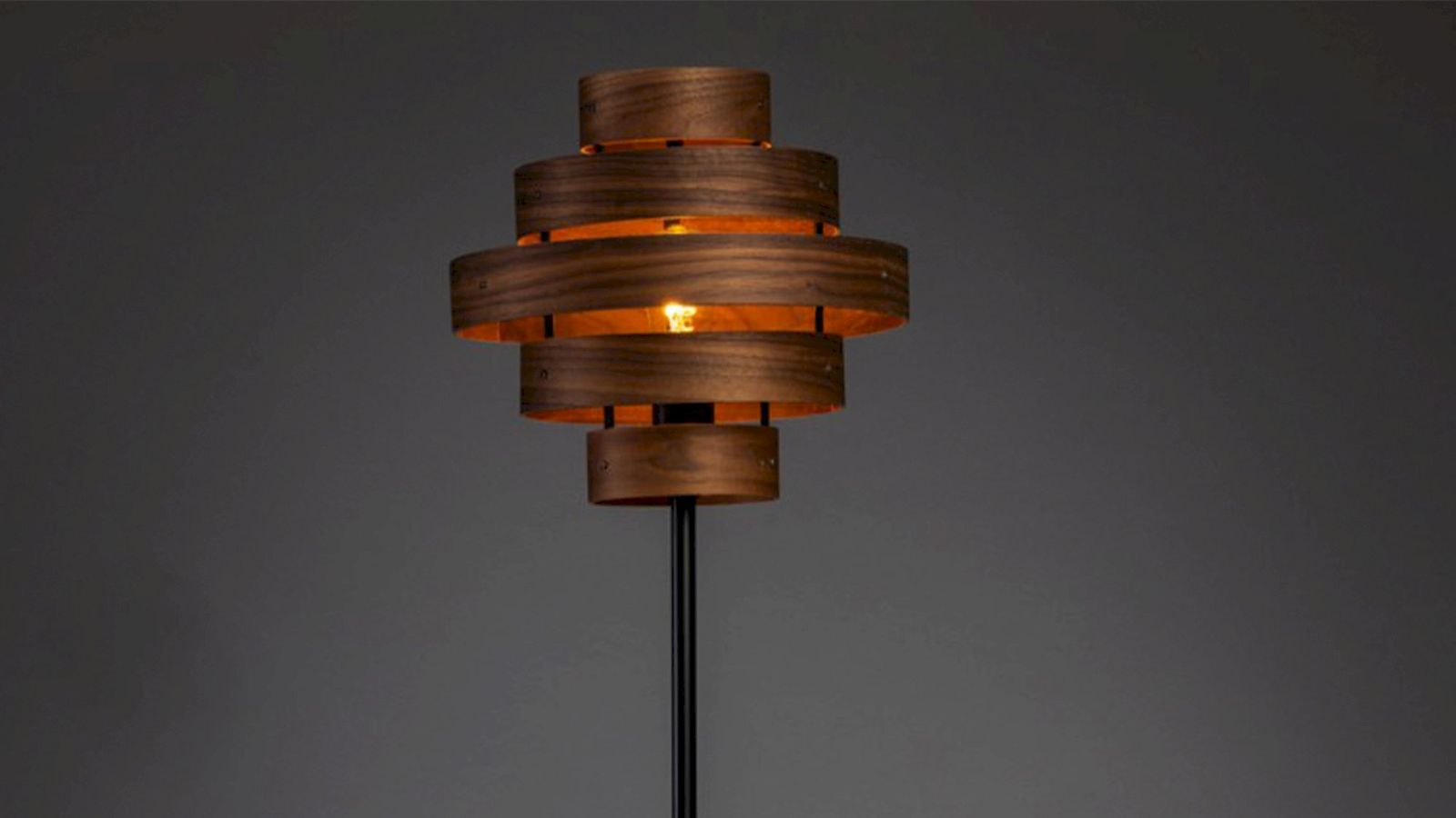 Eijerkamp Collectie Walnut Vloerlamp