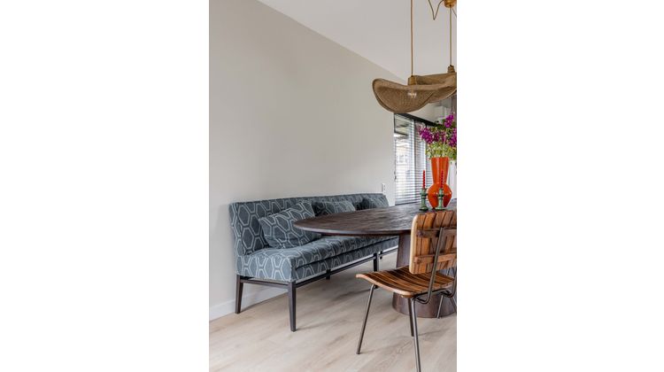 Eleonora Aron Bruin Eettafel