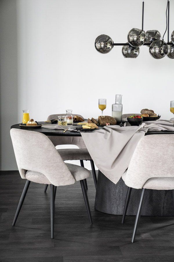 Eleonora Aron Bruin Eettafel