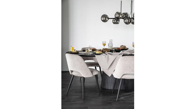 Eleonora Aron Bruin Eettafel