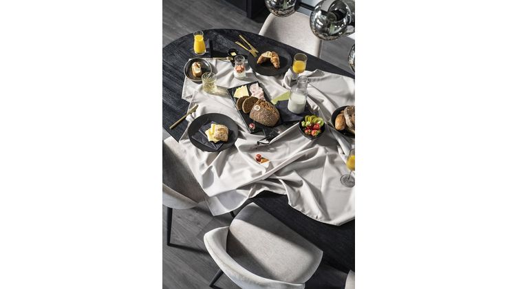 Eleonora Aron Zwart Eettafel