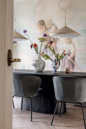 Eleonora Aron Zwart Eettafel