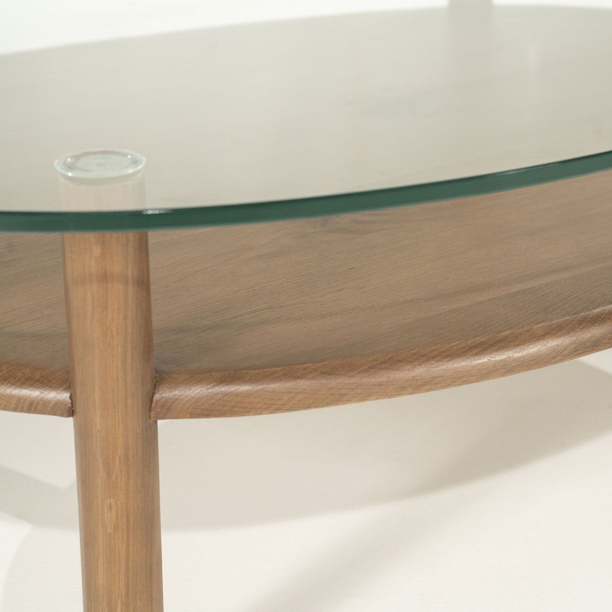 Eleonora Cleo Salontafel