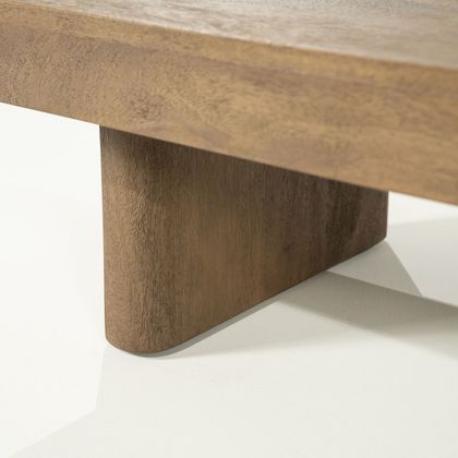 Eleonora Edward Salontafel