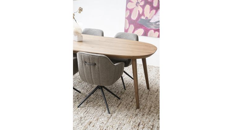 Eleonora Elijah Bruin Eettafel
