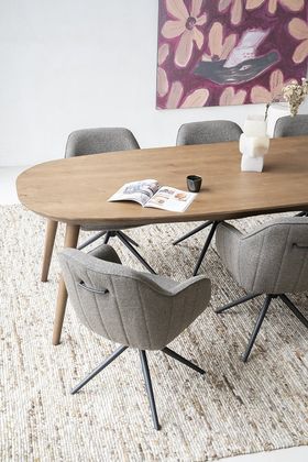 Eleonora Elijah Bruin Eettafel