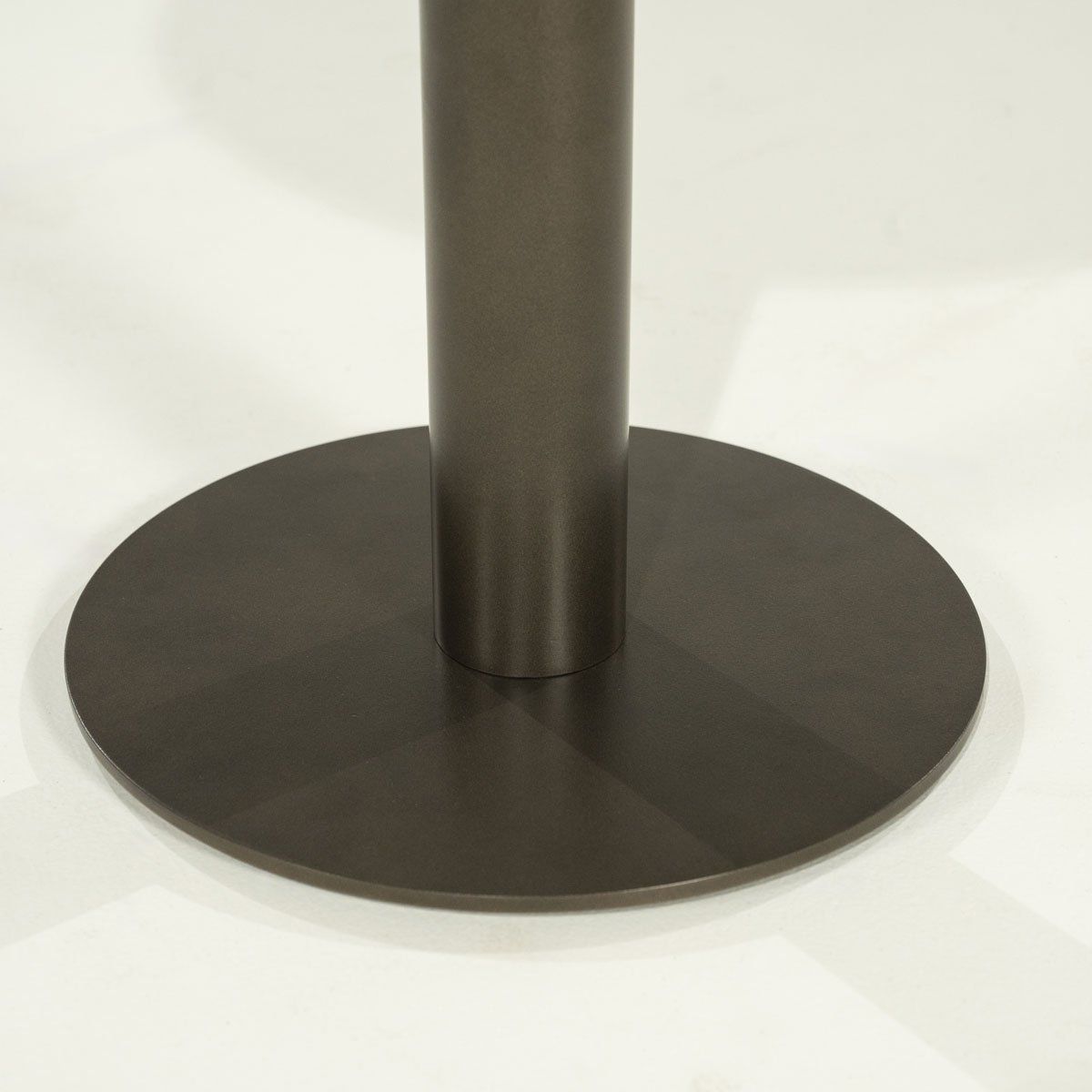 Eleonora Esila Salontafel