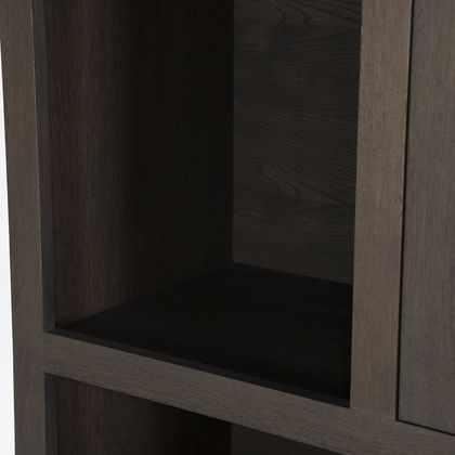 Eleonora Helsinki Bruin Kabinet
