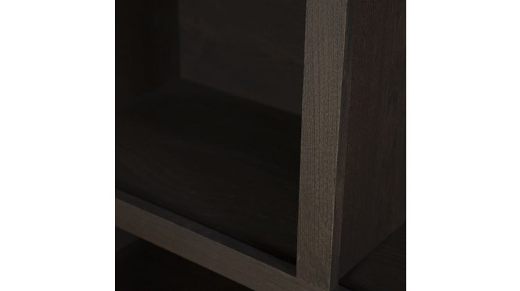 Eleonora Helsinki Bruin Kabinet