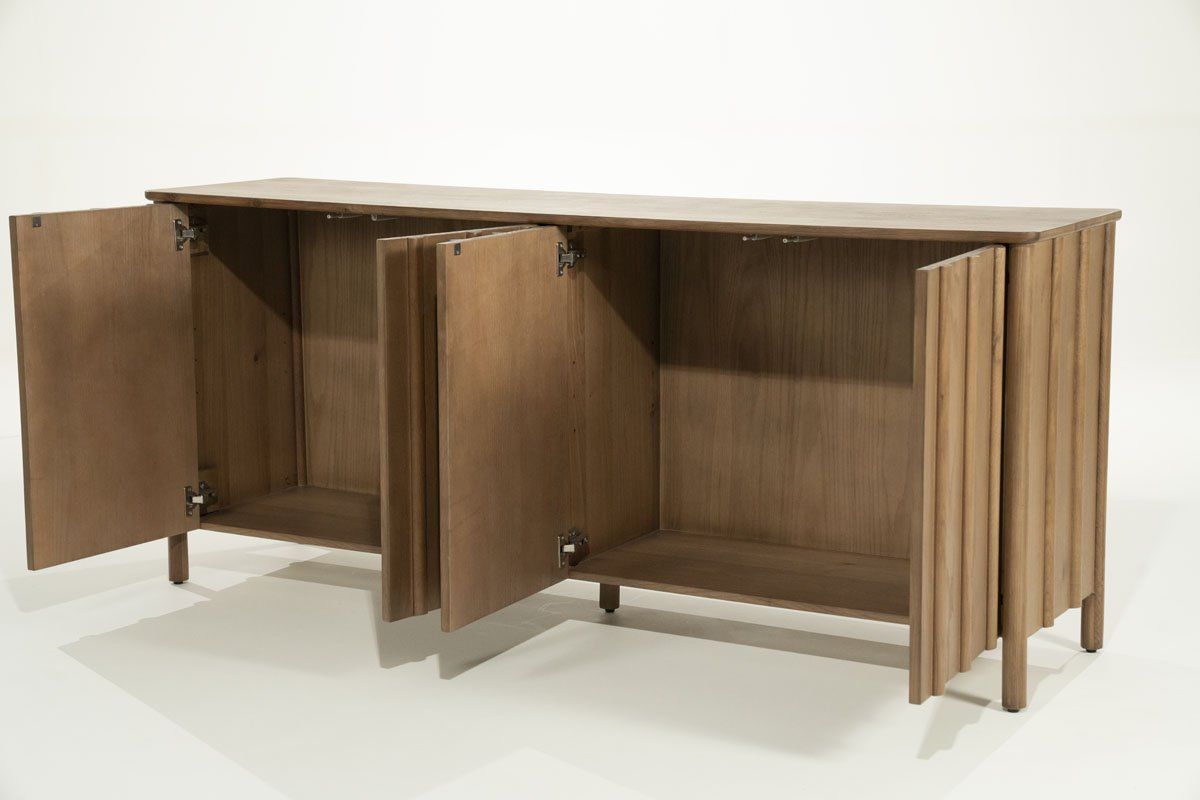 Eleonora Jake Dressoir