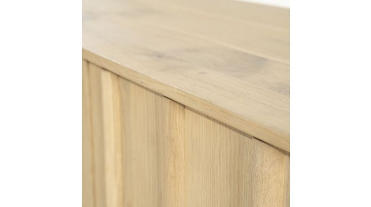 Eleonora Jake Dressoir