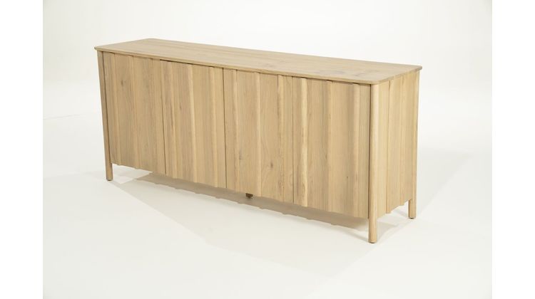 Eleonora Jake Dressoir
