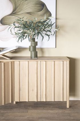 Eleonora Jake Dressoir