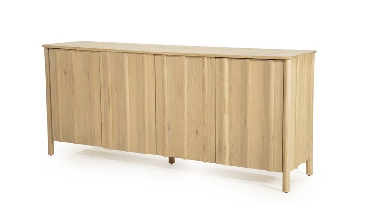 Eleonora Jake Dressoir