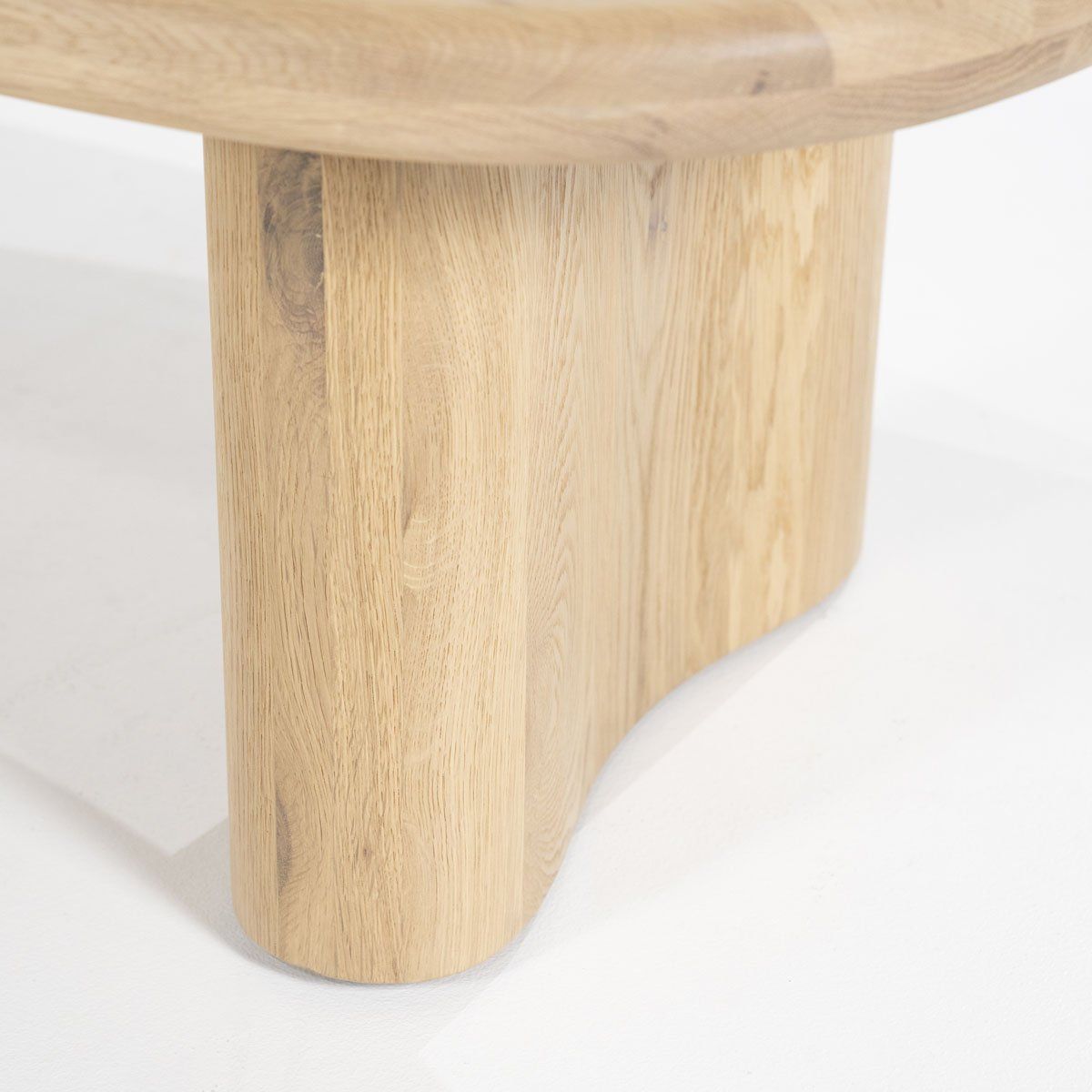 Eleonora Josh Salontafel
