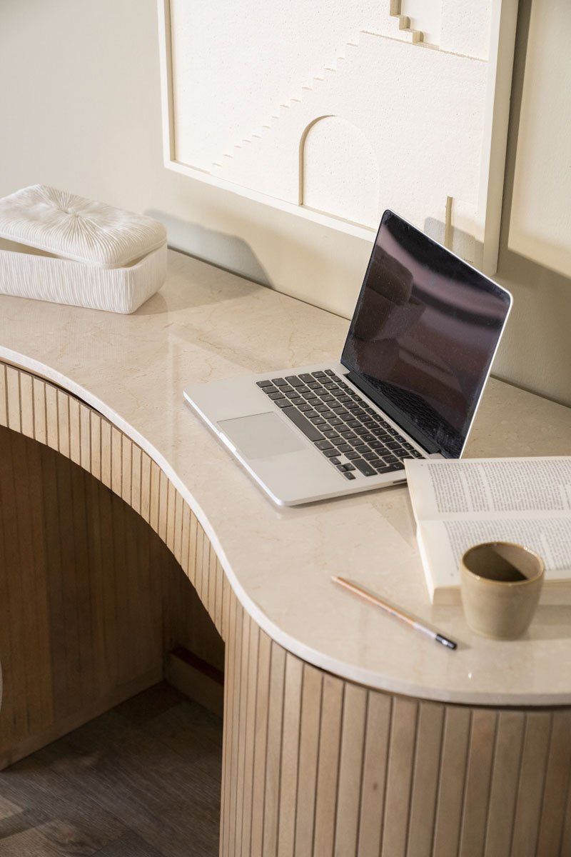 Eleonora Kira Bureau