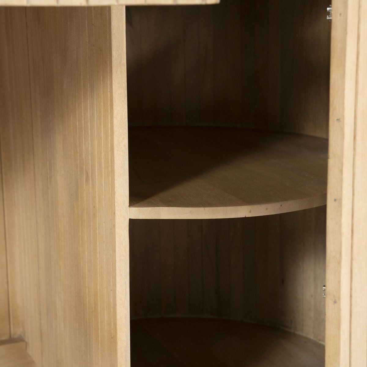 Eleonora Kira Bureau