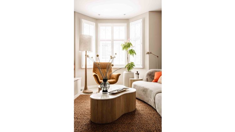 Eleonora Kira Salontafel