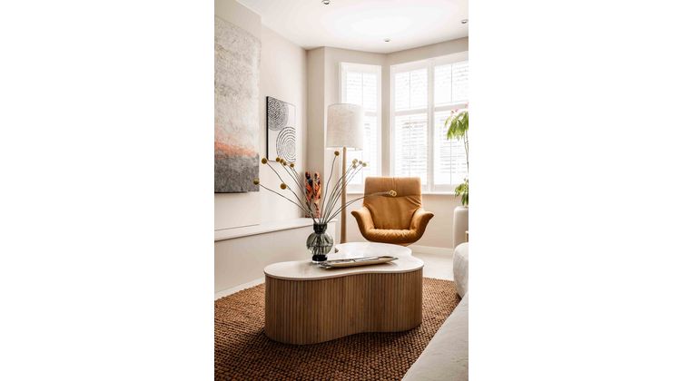 Eleonora Kira Salontafel