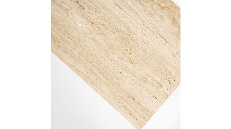 Eleonora Lio Dressoir