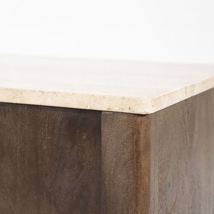 Eleonora Lio Dressoir