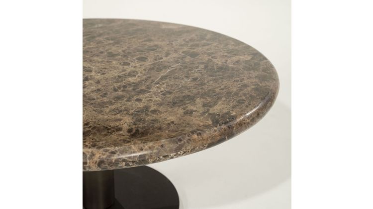 Eleonora Luigi Salontafel