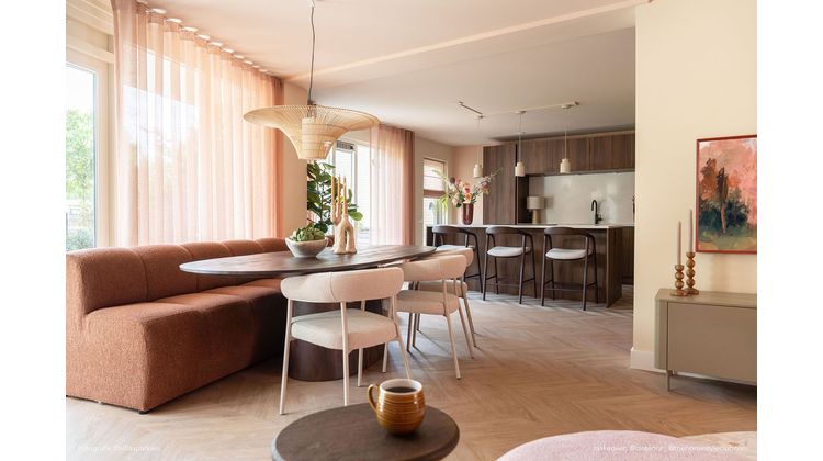 Eleonora Rayven Laag Barstoel