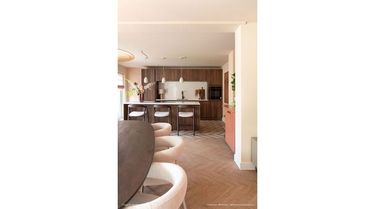 Eleonora Rayven Laag Barstoel