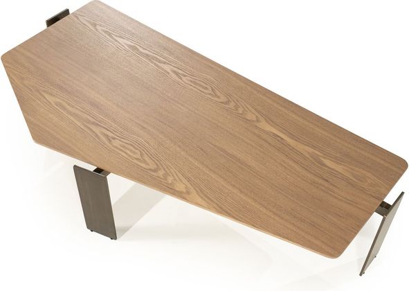 Eleonora Robert Salontafel