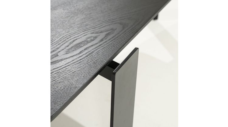 Eleonora Robert Salontafel