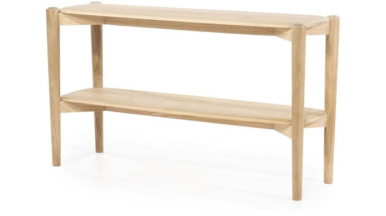 Eleonora Selbu Dressoir