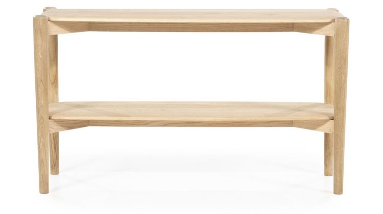 Eleonora Selbu Dressoir