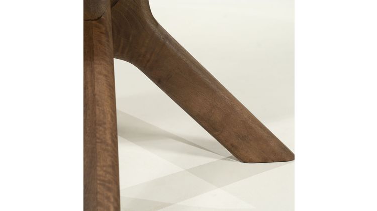 Eleonora Tycho Lichtbruin Eettafel