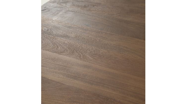 Eleonora Tycho Lichtbruin Eettafel