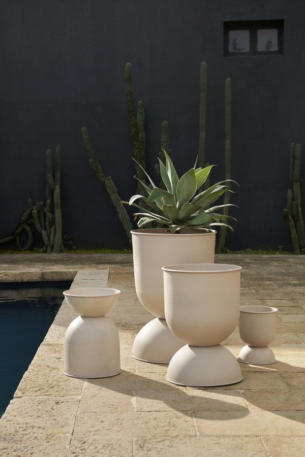 Ferm Living Hourglass Creme Vaas