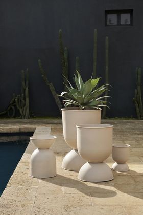 Ferm Living Hourglass Creme Vaas