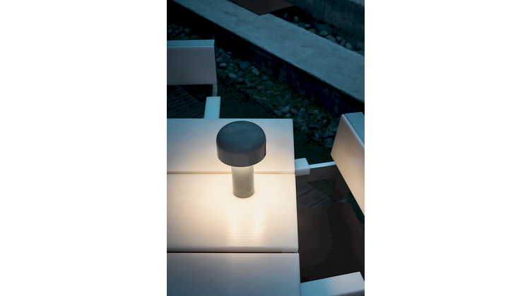 Flos Bellhop Tafellamp
