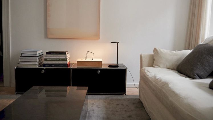 Flos Oblique Qi Tafellamp