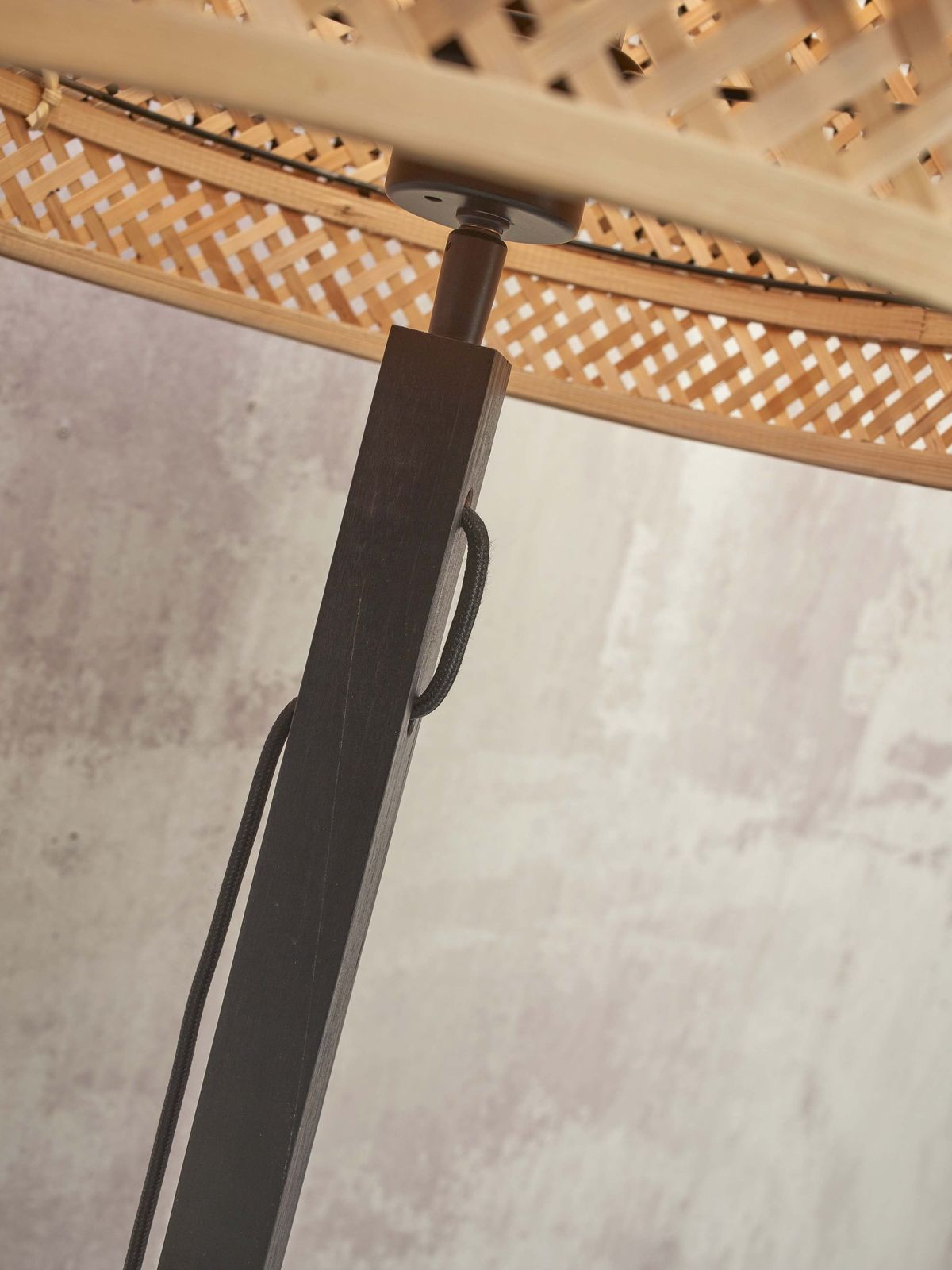 Good&Mojo Bhutan Black Vloerlamp