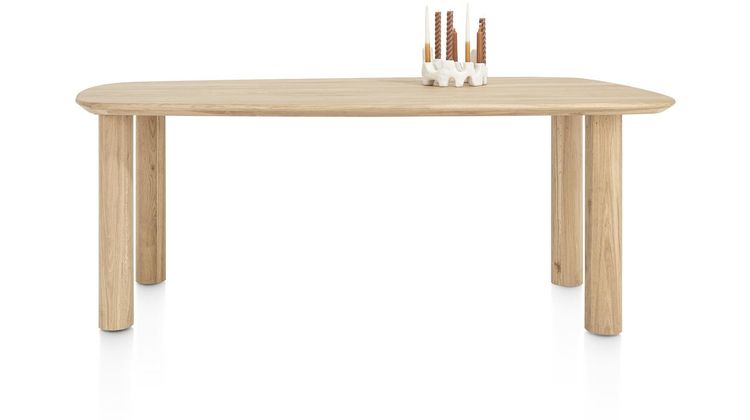 Henders en Hazel Azulo Eettafel