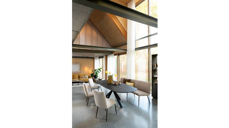 Henders en Hazel Bovina                      Eetkamerbank 