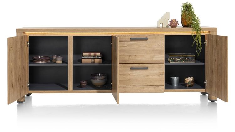 Henders en Hazel Delmonte Dressoir